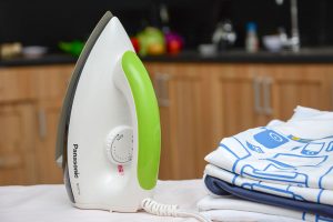 Bàn ủi khô Panasonic PABU-NI-317TXRA 1000W