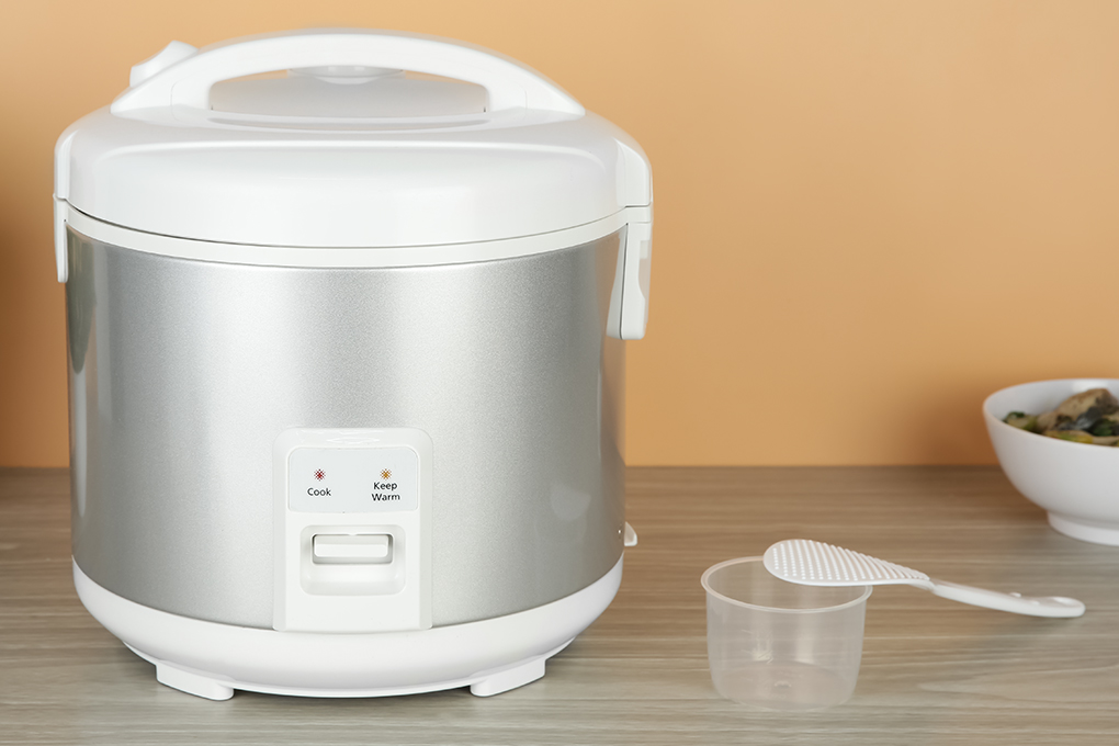 Noi Com Nap Gai Panasonic 1 8 Lit Sr Mvn18lrax 1.jpg